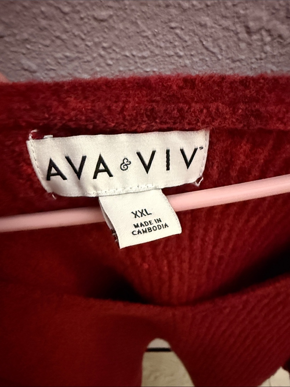 Sweater - Picture 4 of 4